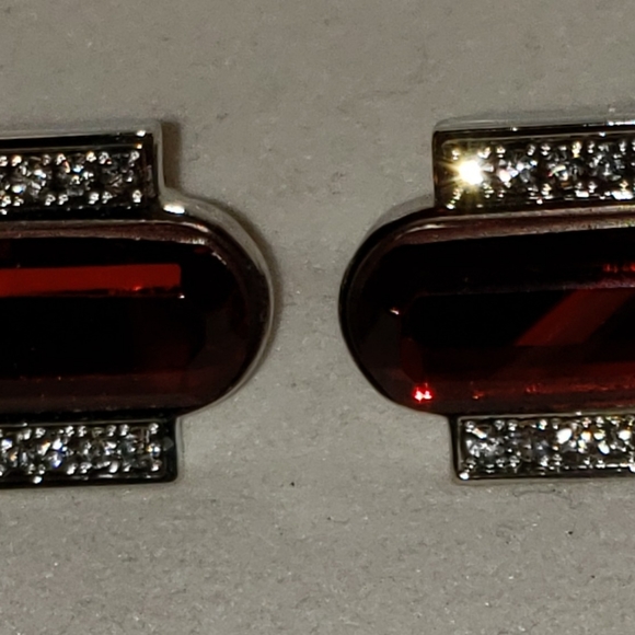 Cufflinks Rubyred - Picture 9 of 10
